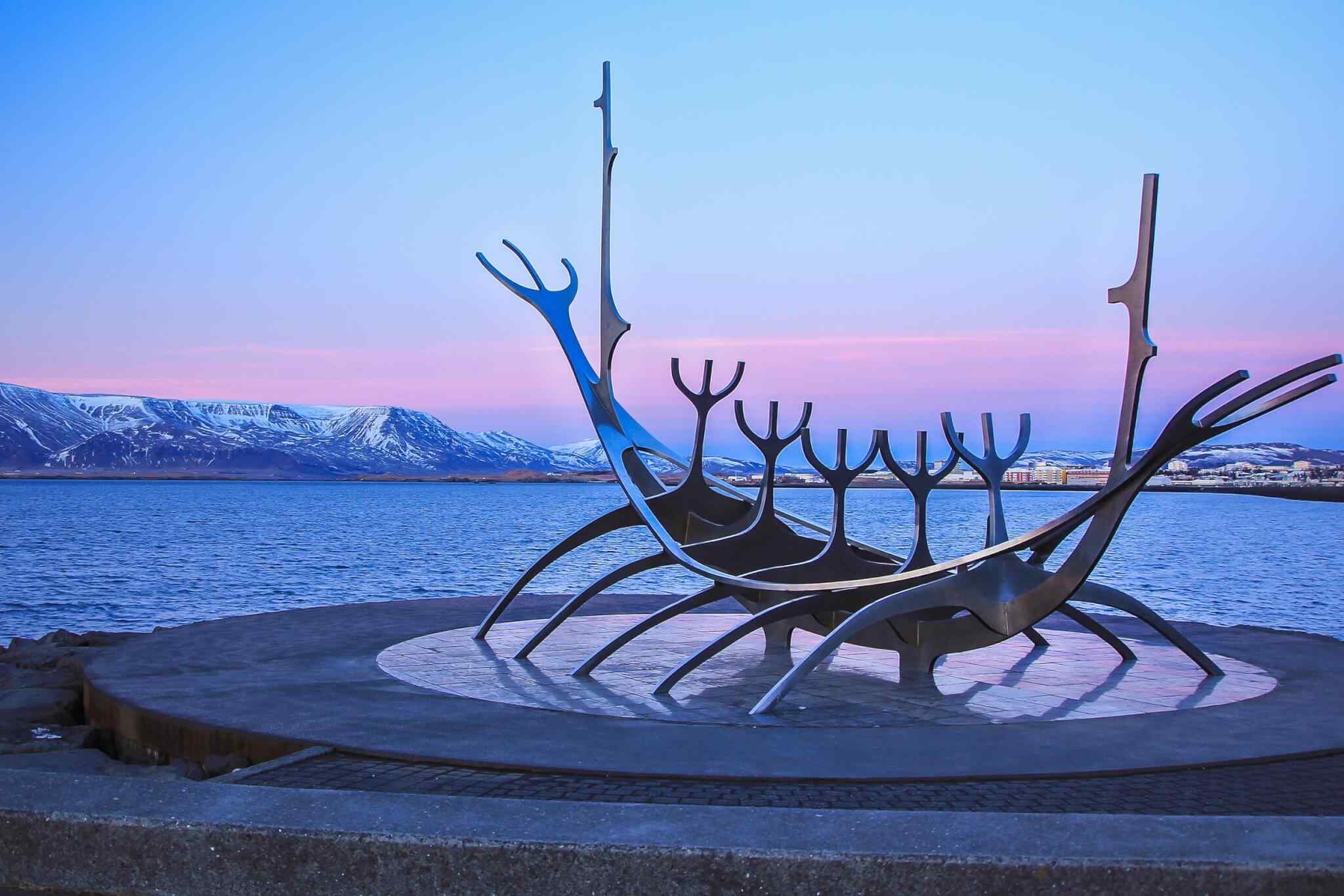 destination-reykjavik-01